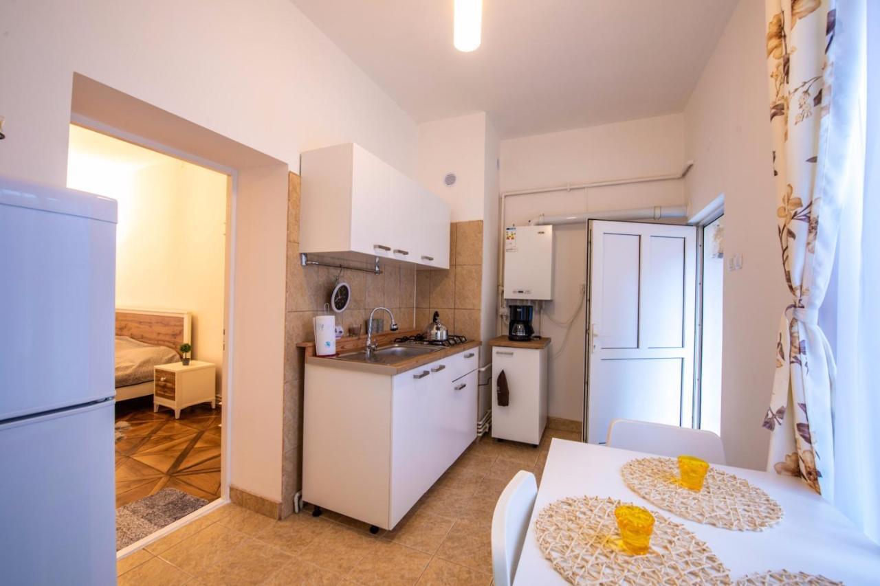 Apartment Amalia Sibiu Exteriör bild
